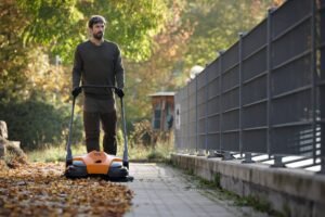 STIHL Akku-Kehrgerät KGA 770, ohne Akku und Ladegerät – Bild 7