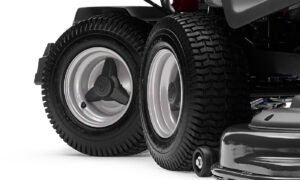 Husqvarna Profi Allrad-Frontmäher RC 320Ts AWD - Grundgerät ohne Mähdeck – Bild 7