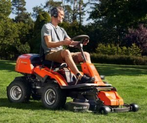 Husqvarna Profi-Frontmäher R 214TC mit Mähdeck Combi 94 – Bild 4