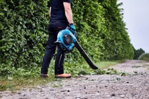 Makita Akku-Laubbläser und -sauger DUB363ZV ohne Akku und Ladegerät – Bild 6