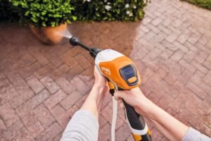 STIHL Akku-Druckreiniger Set RCA 20, mit 2x Akku AS 2 und Ladegerät AL 1 – Bild 7