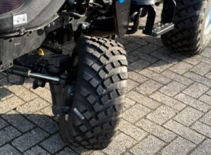 Solis Bereifung Galaxy Pro: vorne: 220/55R12, hinten: 280/70R16 – Bild 2
