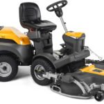Stiga Frontmäher Park 500 WX Allradantrieb - Grundgerät ohne Mähwerk