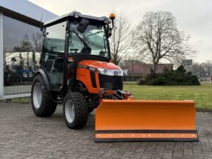 Tafe Allrad-Universalschlepper 6028H KB mit Winterpaket und Kommunalbereifung – Bild 2